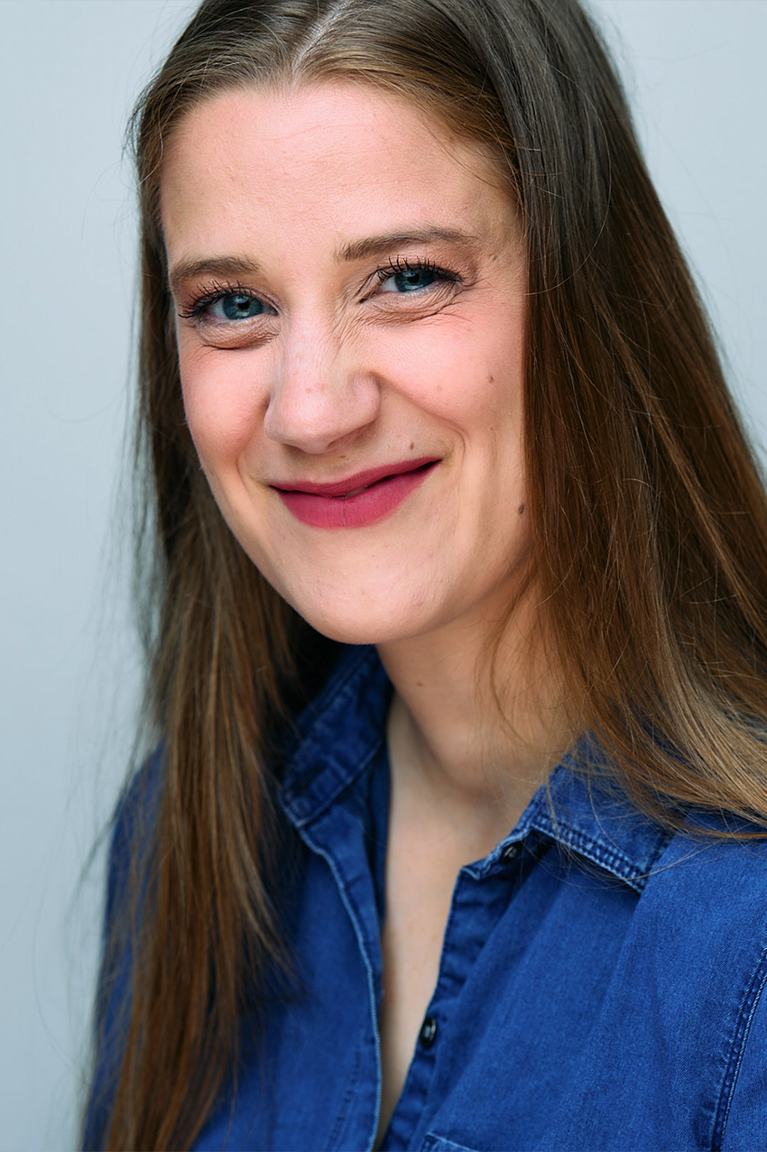 Meet Katie at Model Act Studios